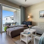 Side Luxury Steps To The Lela - Happy Lejlighed
